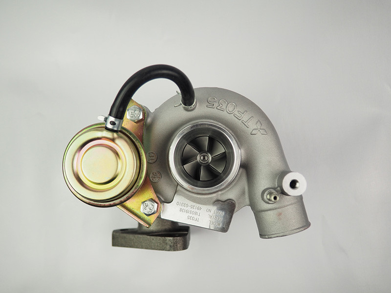 TF035HM Mitsubishi Turbocharger 49135-03300 49135-03301 49135-03311 ME202879 ME190511 4M40 Engine